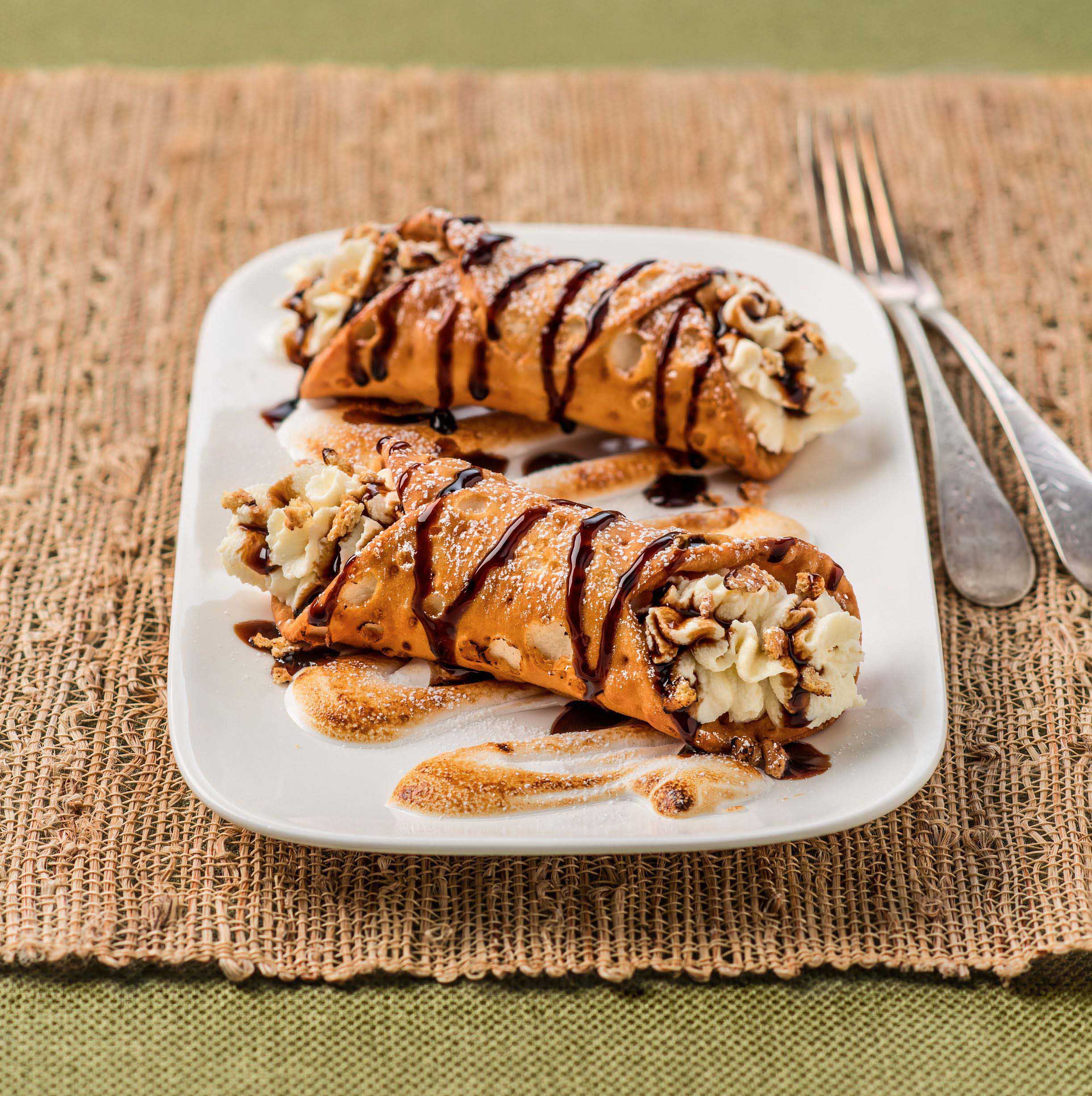 S More Cannoli Galbani Cheese Authentic Italian Cheese   Smores Cannoli 72DPI E1476283528105 