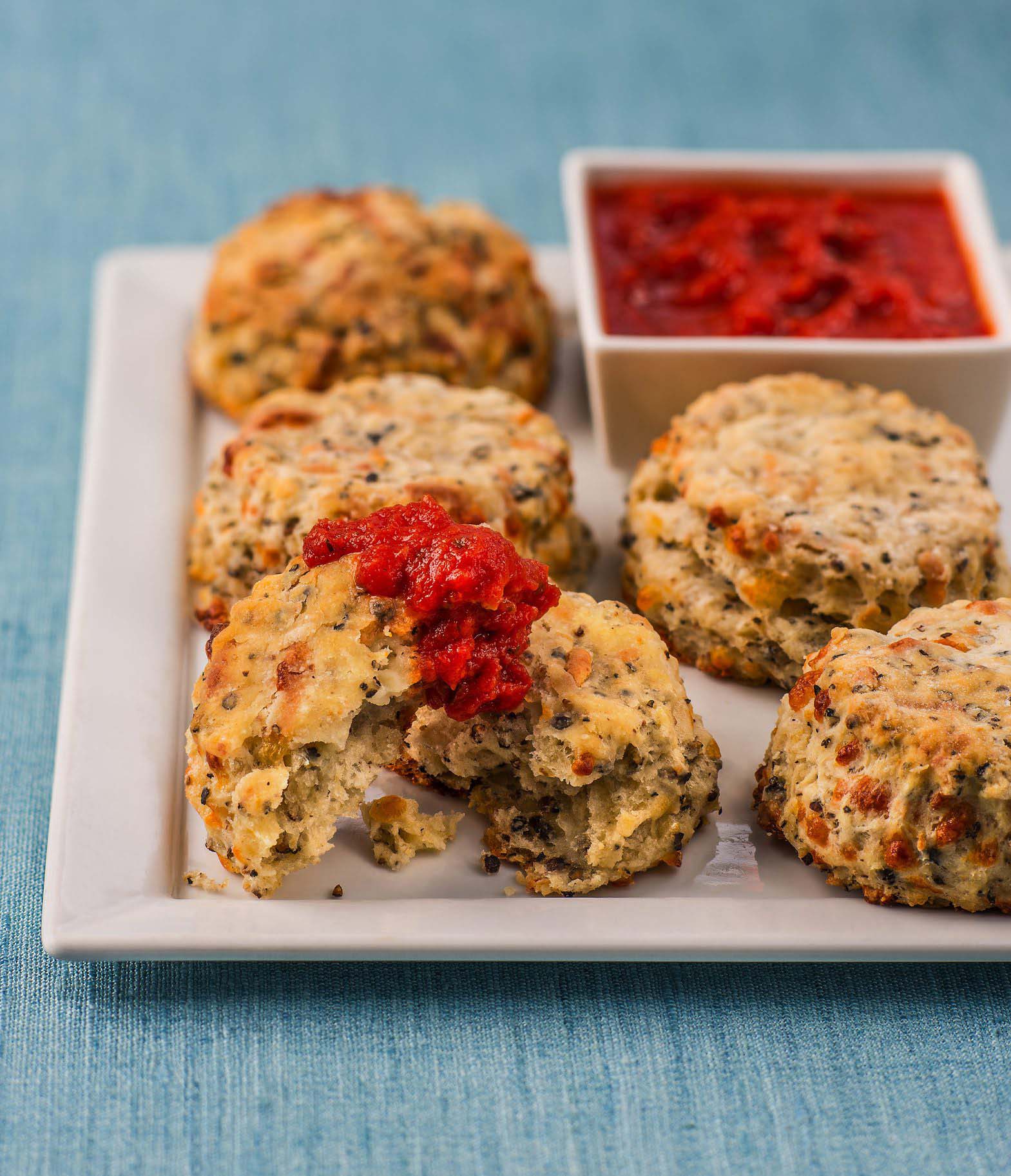 Black Pepper Mozzarella Biscuits Mozzarella | Galbani Cheese