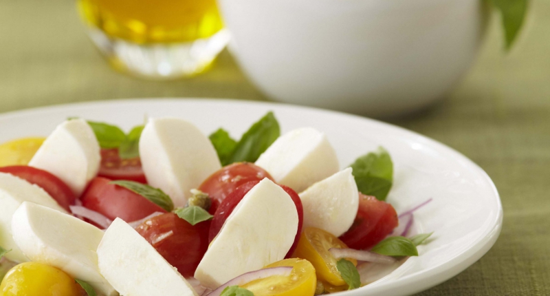 Caprini Salad with Fresh Mozzarella