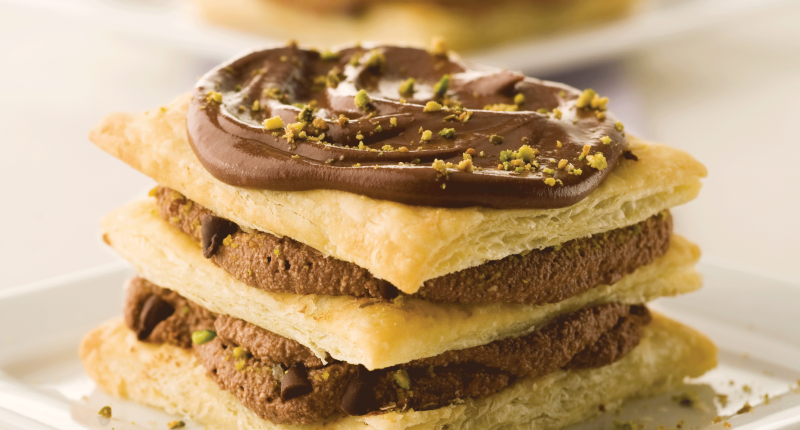 Chocolate Pistachio Cannoli Lasagna Chocolate Pistachio Cannoli Lasagna