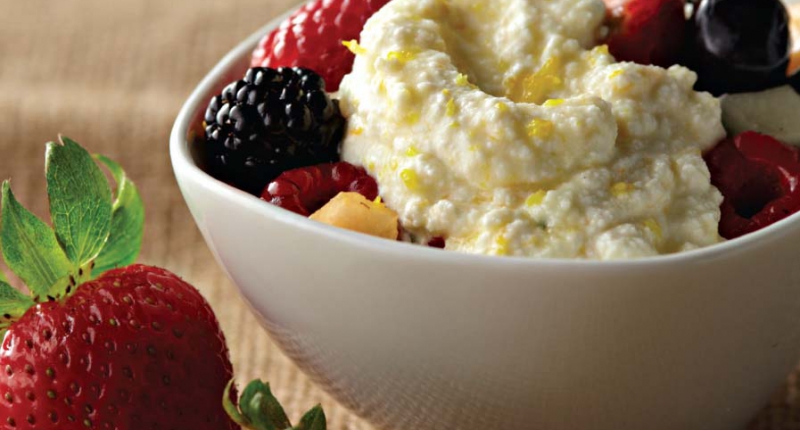 Fresh Fruit with Ricotta, Fresh Mint, and Honey