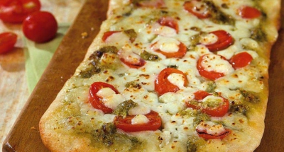 Flatbread Pesto Pizza - Galbani Cheese