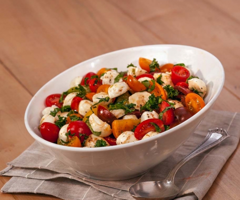 Fresh Mozzarella Heirloom Tomato Salad - Galbani Cheese