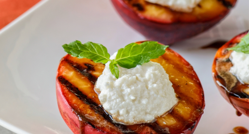 Grilled Peaches with Ricotta and Balsamic Grilled Peaches with Ricotta and Balsamic