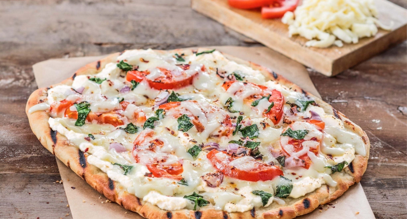 Grilled White Pizza