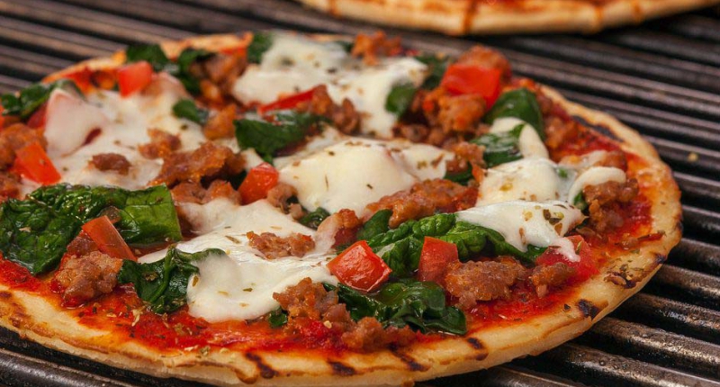 Italian Grilled Pizza with Fresh Mozzarella