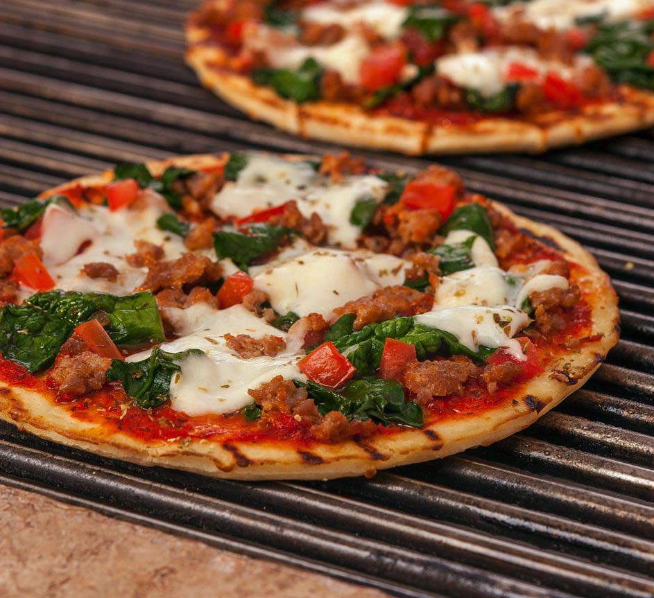 Italian grilled pizza with fresh mozzarella recipe