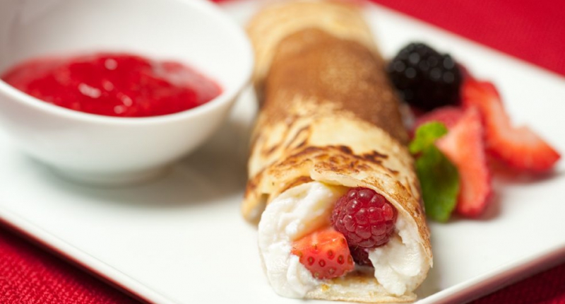 Strawberry Ricotta Crepes
