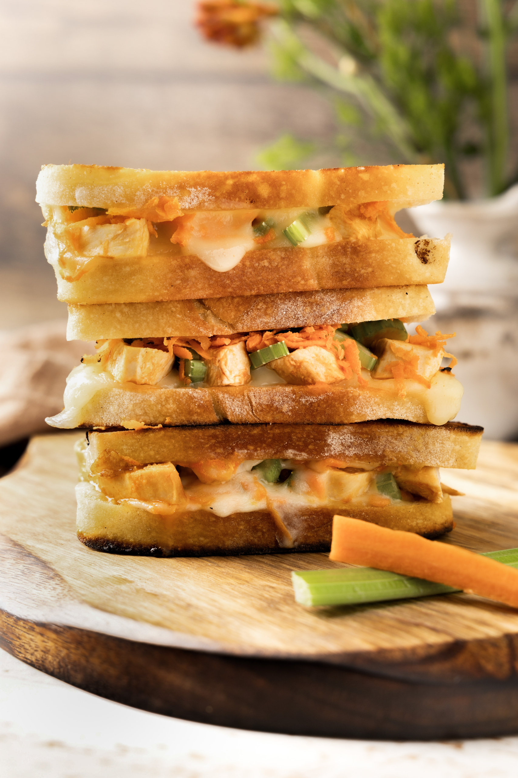 Buffalo Chicken Grilled Cheese Mozzarella | Galbani Cheese