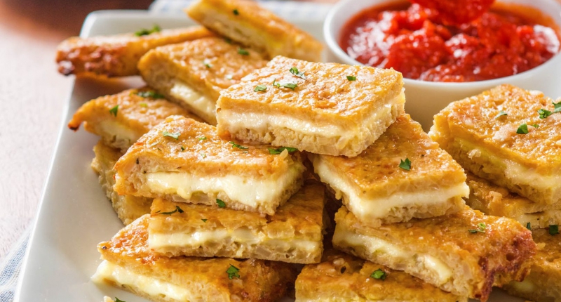 Cheesy Cauliflower Bites