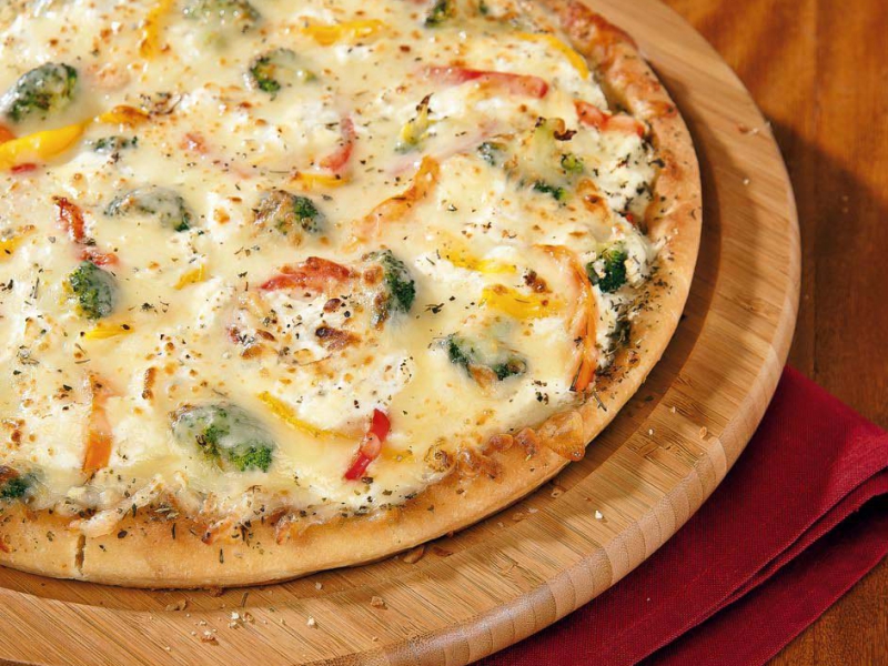 Veggie Ricotta Pizza - Galbani Cheese