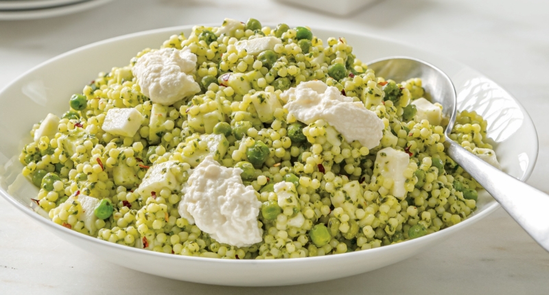 Fresh Spinach and Pea Pesto Pasta Salad